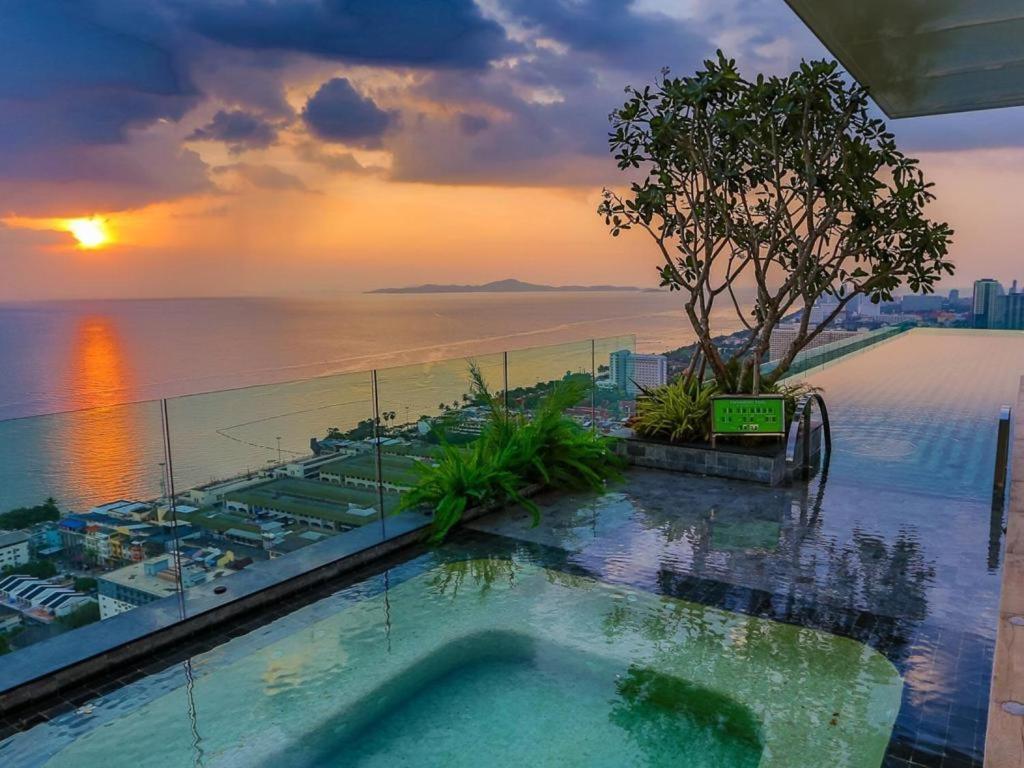 The Riviera Jomtien Studio Sea View High Floor Apartment Ngoại thất bức ảnh